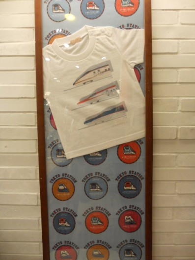 額装 キッズTシャツ E系並び